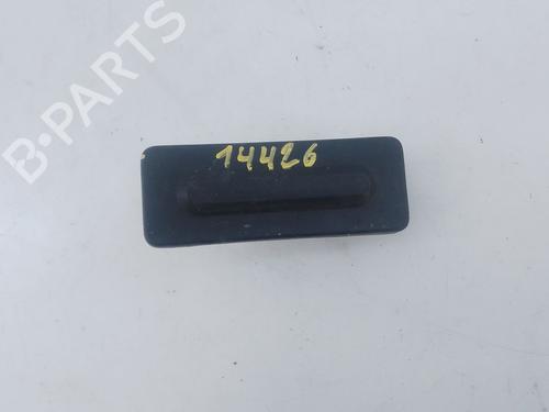 Used Tailgate handle Tailgate handle PEUGEOT 2008 II (UD_, US_, UY_, UJ_, UR_, UC_) 1.2 PureTech 130 (USHNS, URHNS) (130 hp) 30744590 30744590