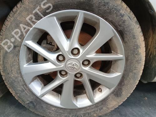 Fælk TOYOTA AURIS (_E18_) 1.4 D-4D (NDE180_, NDE180R) (90 hp) 30975316