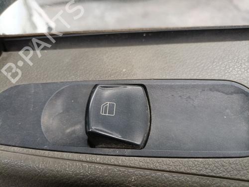 Pulsantiera anteriore destra MERCEDES-BENZ VITO / MIXTO Van (W639) 109 CDI (639.601, 639.603, 639.605) (88 hp) 32034967