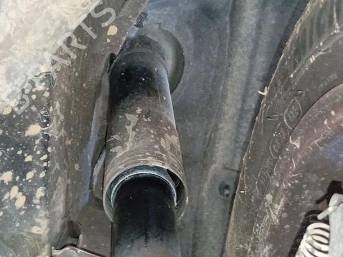 Used Right rear shock absorber TOYOTA AURIS (_E18_) 1.4 D-4D (NDE180_, NDE180R) (90 hp) 30975306