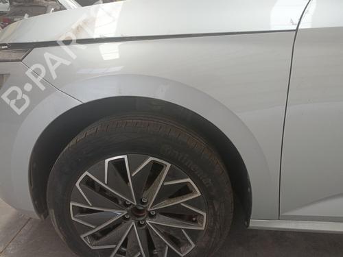 Forskærm venstre SKODA KAMIQ (NW4) 1.0 TSI (110 hp) 28093081