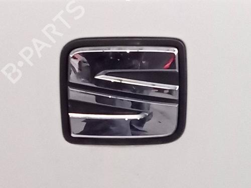 Used Tailgate handle SEAT IBIZA V (KJ1, KJG) 1.0 MPi (80 hp) 22183239