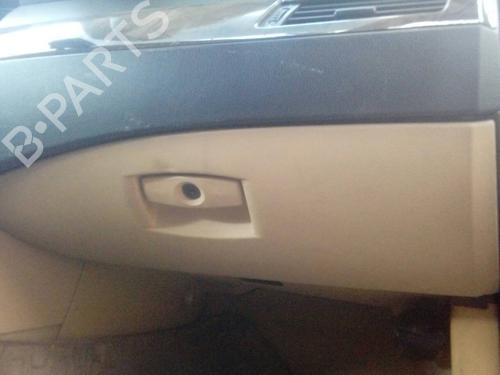 Used Glove box BMW 5 (E60) 525 d (177 hp) 9806587