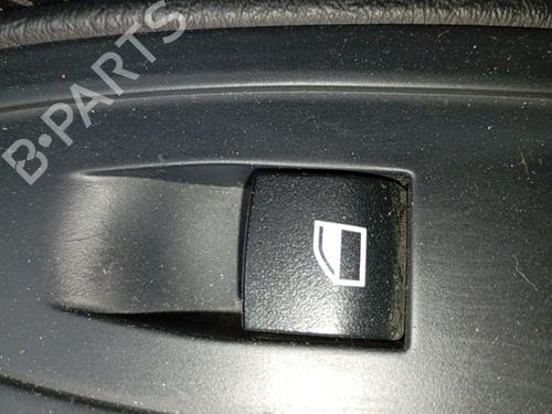 Used Right front window switch Right front window switch 38085084 38085084