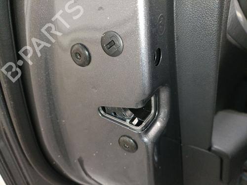 rear-left-lock-skoda-karoq-nu7-nd7-2017-33436950 main image