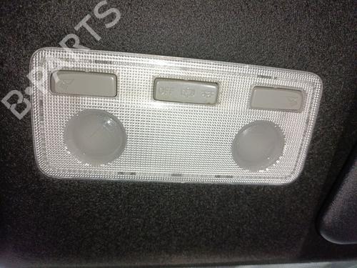 Used Interior roof light TOYOTA YARIS (_P13_) 1.5 Hybrid (NHP130_, NHP130) (101 hp) 24682681
