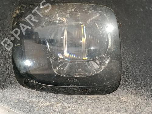 Right front fog light PEUGEOT 3008 II SUV (MC_, MR_, MJ_, M4_) 1.2 THP/ PureTech 130 (MRHNSM, MRHNSU, MRHNSJ, MRHNYW,... BP28107968C31