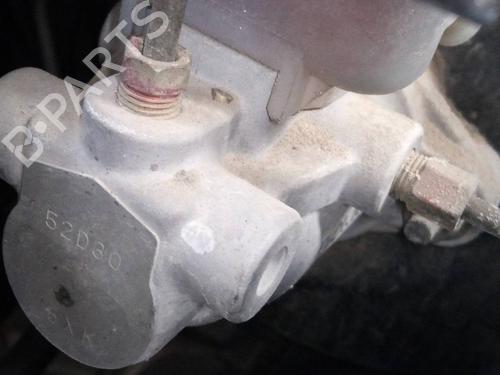Used Brake master cylinder SUZUKI GRAND VITARA I (FT, HT) 2.0 HDI 110 4x4 (SQ420D, TD82V) (109 hp) 16729946
