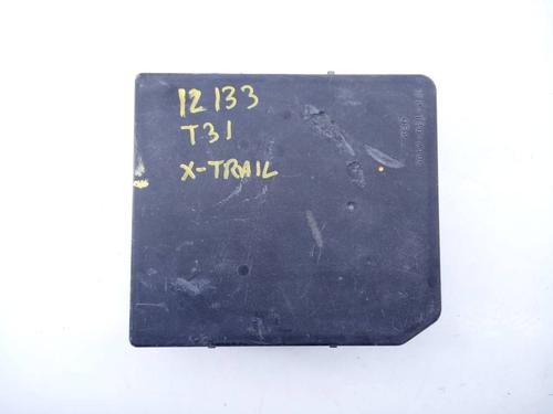 Used Fuse box NISSAN X-TRAIL II (T31) [2007-2018]  22409602