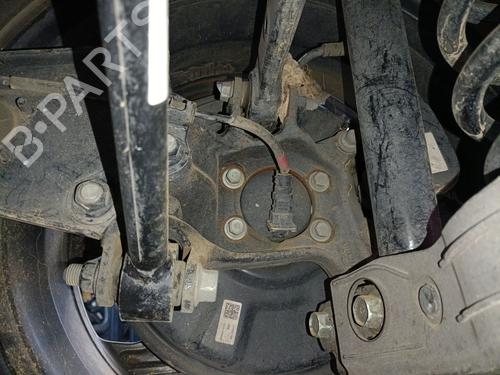 Højre hjullejehus spindel KIA SPORTAGE IV (QL, QLE) 1.6 CRDi AWD (136 hp) 24681545