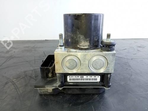 Used ABS pump AUDI A1 (8X1, 8XK) [2010-2019]  18153087