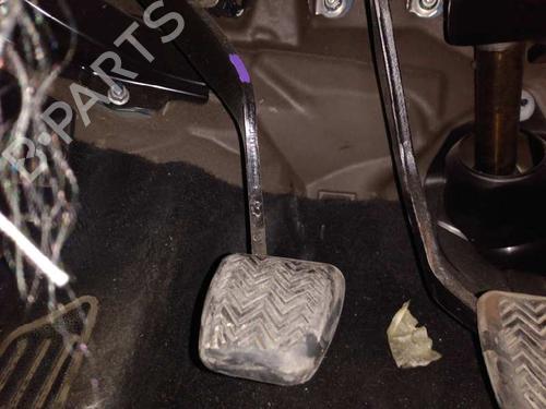 Used Clutch pedal TOYOTA AURIS (_E18_) [2012-2019]  8786940