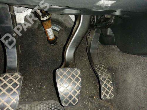 Used Break pedal Break pedal AUDI A4 B8 Avant (8K5) 2.0 TDI quattro (170 hp) 8787211 8787211