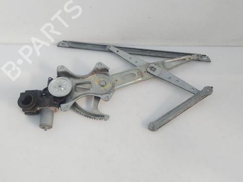 Elevador vidro trás esquerdo Elevador vidro trás esquerdo TOYOTA PRIUS PLUS (_W4_) 1.8 Hybrid (ZVW40W, ZVW41W) (136 hp) 33872764 33872764