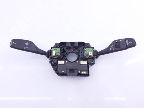 Used Steering column stalk BMW X1 (F48) sDrive 18 d (150 hp) 6143013