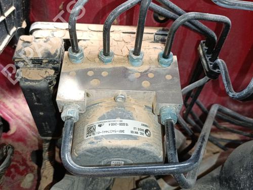 Used ABS pump MINI MINI (F56) Cooper (136 hp) 27978790