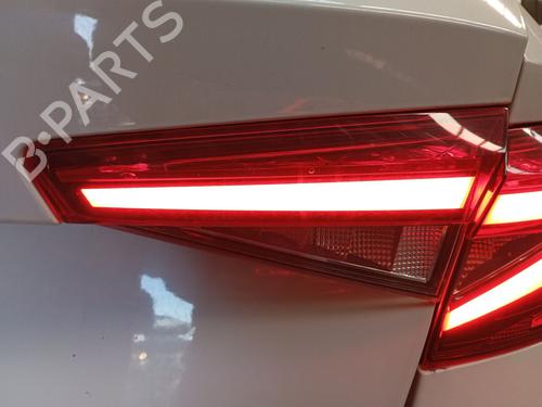 Used Right tailgate light Right tailgate light SKODA FABIA IV (PJ3) 1.0 TSI (95 hp) 33543772 33543772