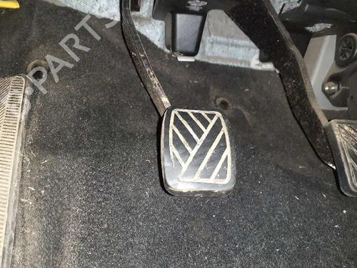 Clutch pedal SUZUKI GRAND VITARA II (JT, TE, TD) 1.9 DDiS (JB419WD, JB419XD) 4960076K50000