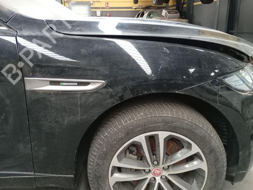 Guarda-lamas direito JAGUAR F-PACE (X761) 3.0 SDV6 AWD (300 hp) 31063169