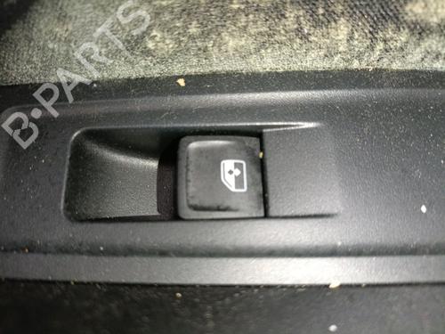 right-rear-window-switch-skoda-scala-nw1-2019-34509588 main image