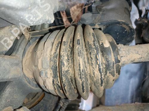 Used Right front driveshaft Right front driveshaft MERCEDES-BENZ GLA-CLASS (X156) GLA 200 CDI / d (156.908) (136 hp) 29071885 29071885