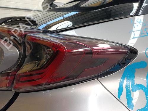 Used Right taillight Right taillight TOYOTA C-HR (_X1_) 1.8 Hybrid (ZYX10_, ZYX11_) (98 hp) 40196235 40196235