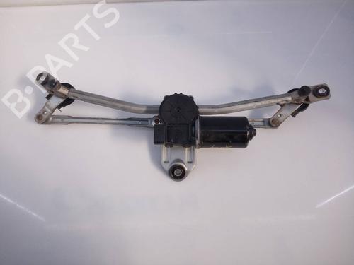 Used Front wiper motor KIA SPORTAGE III (SL) 1.7 CRDi (116 hp) 8845381