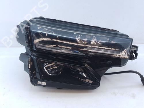 Højre forlygte SKODA KAROQ (NU7, ND7) 2.0 TDI 4x4 (150 hp) 28722414