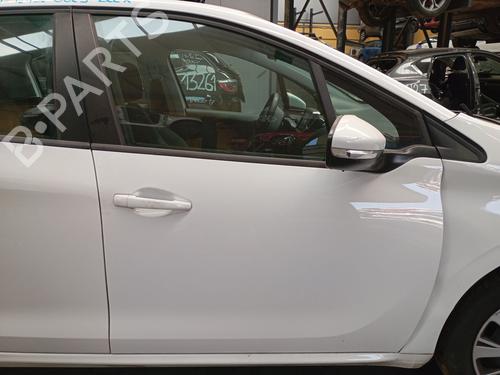 Used Right front door PEUGEOT 208 I (CA_, CC_) 1.5 BlueHDI 100 (102 hp) 26460931