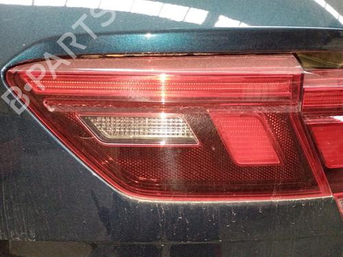 Heckleuchte rechts hinten für VW TIGUAN (AD1, AX1) 1.5 TSI (150 hp) 31333661
