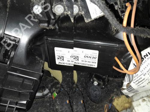 Used Heater blower motor MERCEDES-BENZ B-CLASS Sports Tourer (W246, W242) B 200 CDI (246.201) (136 hp) 24612681