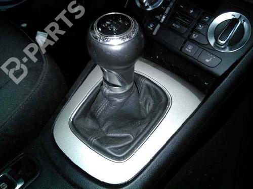 Used Manual gearbox selector Manual gearbox selector AUDI Q3 (8UB, 8UG) 2.0 TDI (140 hp) 7415960 7415960