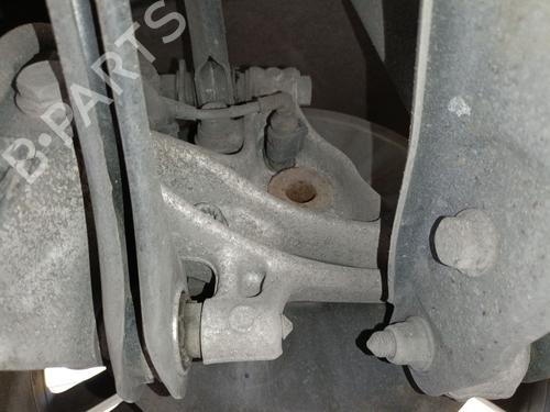 Used Right rear steering knuckle VW TIGUAN (AD1, AX1) 2.0 TDI (150 hp) 29943682