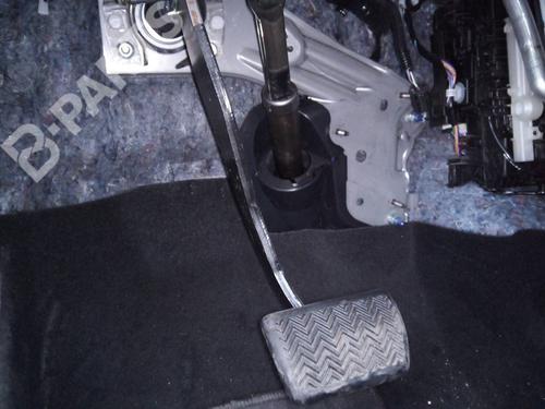 Used Break pedal Break pedal TOYOTA C-HR (_X1_) 1.8 Hybrid (ZYX10_, ZYX11_, ZYX10R, ZYX11R) (122 hp) 10741725 10741725