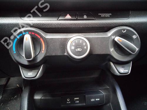 Used Climate control KIA RIO IV Hatchback Van (YB, SC, FB) [2017-2025]  18300397