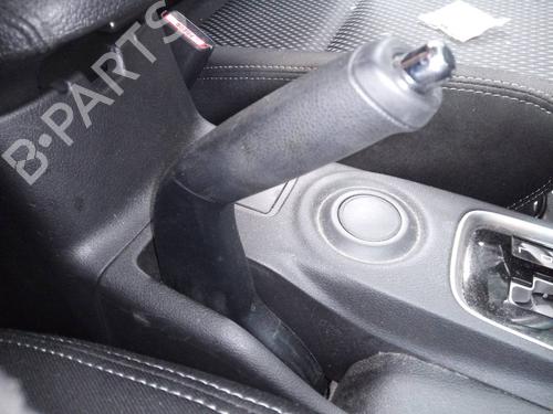 Parkbremsarm/handtak MITSUBISHI OUTLANDER III (GG_W, GF_W, ZJ, ZL, ZK) 2.0 (GF7W) (150 hp) 17584933