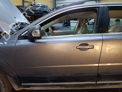 Used Left front door VOLVO XC70 II (136) [2007-2016]  22645834