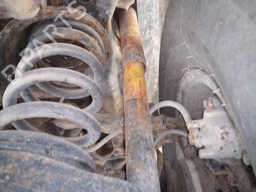 Used Right rear shock absorber MITSUBISHI PAJERO III (V7_W, V6_W) 3.2 Di-D (V68W) (160 hp) 17920858