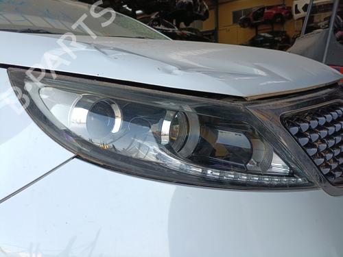 Used Right headlight KIA SPORTAGE III (SL) 1.7 CRDi (116 hp) 28017946