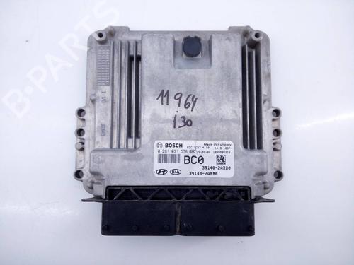 Used Engine control unit (ECU) HYUNDAI i30 (GD) 1.4 CRDi (90 hp) 16550646