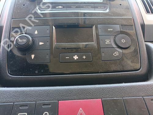 Used Climate control Climate control 37270132 37270132