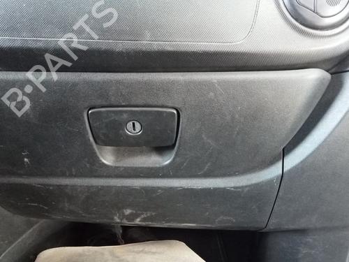 Used Glove box CITROËN NEMO Box Body/MPV (AA_) 1.3 HDi 75 (75 hp) 28036427