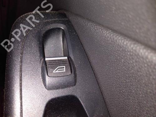Used Right front window switch FORD FIESTA VI (CB1, CCN) 1.5 TDCi (75 hp) 17007958