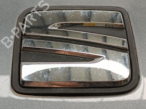 Used Tailgate handle SEAT IBIZA V (KJ1, KJG) 1.0 MPi (80 hp) 25863281
