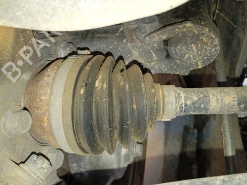 Used Left front driveshaft TOYOTA AURIS (_E18_) 1.4 D-4D (NDE180_, NDE180R) (90 hp) 31010543
