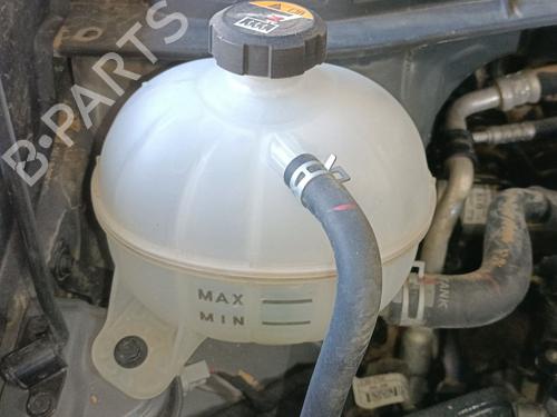 Used Expansion tank HYUNDAI TUCSON (TL, TLE) 1.7 CRDi (116 hp) 28058881