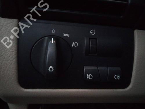 Used Headlight switch BMW X5 (E53) 3.0 i (231 hp) 17011586