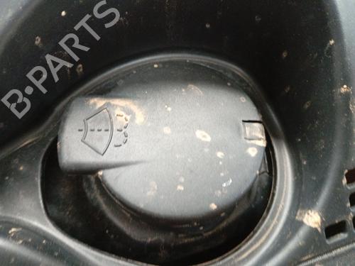 Used Windscreen washer tank RENAULT EXPRESS Box Body/MPV 1.5 Blue dCi 75 (F6AA) (75 hp) 28071738