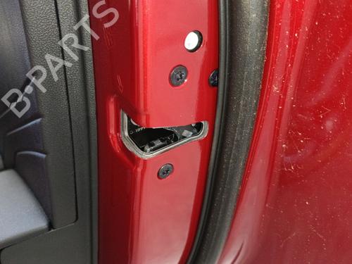 hyre-bak-las-ford-kuga-iii-dfk-2019-36989757 main image