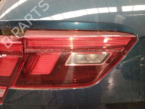 Used Left tailgate light VW TIGUAN (AD1, AX1) 1.5 TSI (150 hp) 31333663